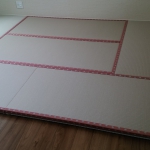 大阪和紙畳　高槻市　大建和紙畳灰桜色新畳　洋間にオーダーメイドの畳