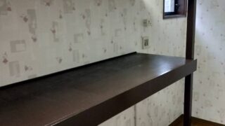 高槻市　洋間洗面壁クロス　物置ペンキ塗り　　