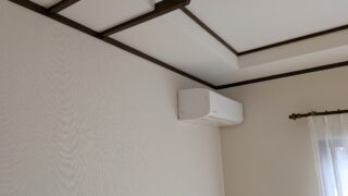 高槻市　クロス張替　６帖洋間壁天